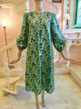 Load image into Gallery viewer, green silk dress