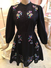 Load image into Gallery viewer, Leaves of Grass, New York Buenoserrata cotton dress