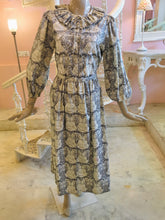 Load image into Gallery viewer, Leaves of Grass, New York Wiltshire Liberty print cotton dress