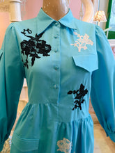 Load image into Gallery viewer, Leaves of Grass, New York Paradise Island French lace cotton dress