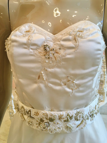 Leaves of Grass, New York Snowdonia Bridal  gown